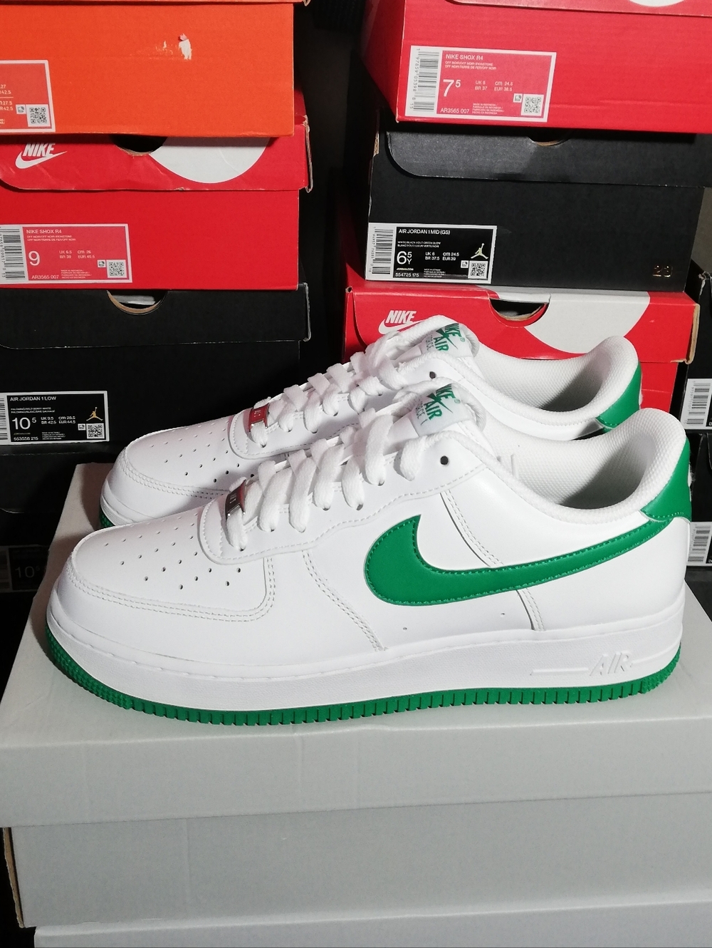 NIKE AIR FORCE1 PREMIUM MEN US SIZE 10 BRAND NEW IN BOX